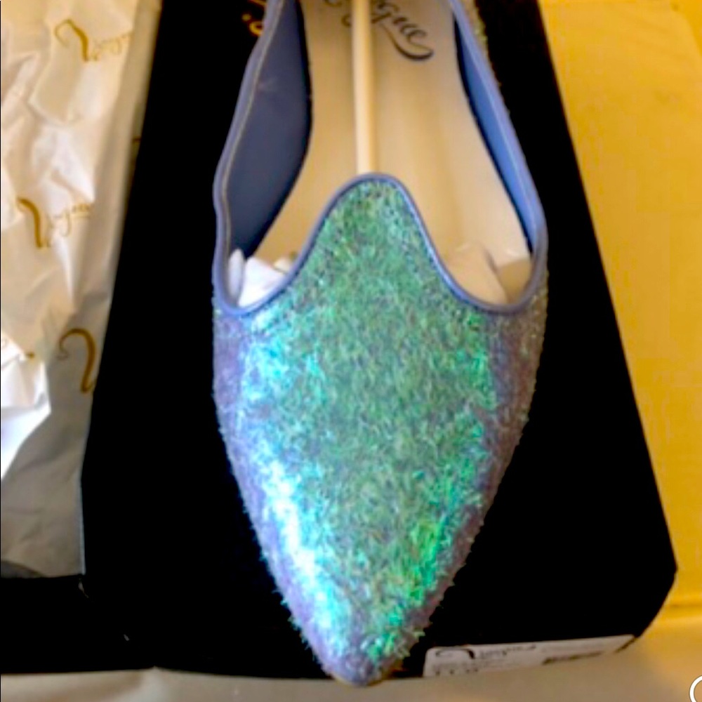 Pointy Periwinkle Florescent Flats